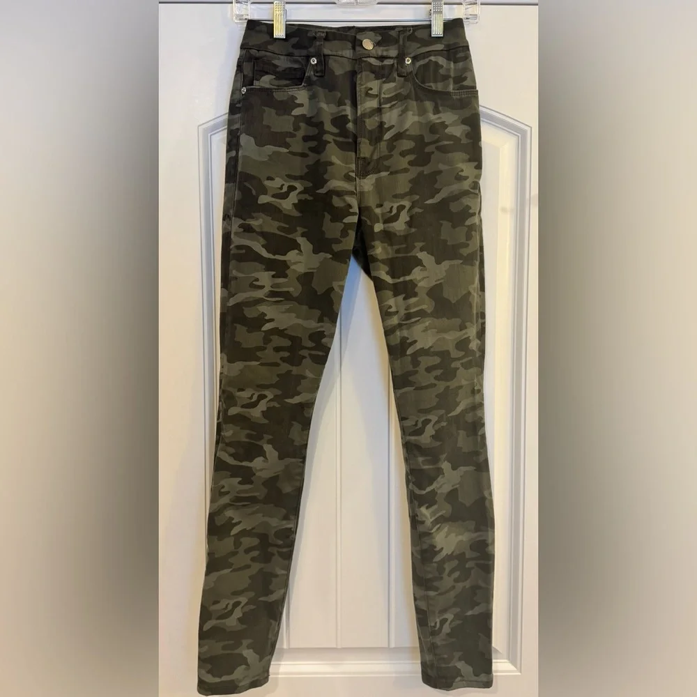 The ultimate waist-shaping skinny jeans from GOOD AMERICAN.